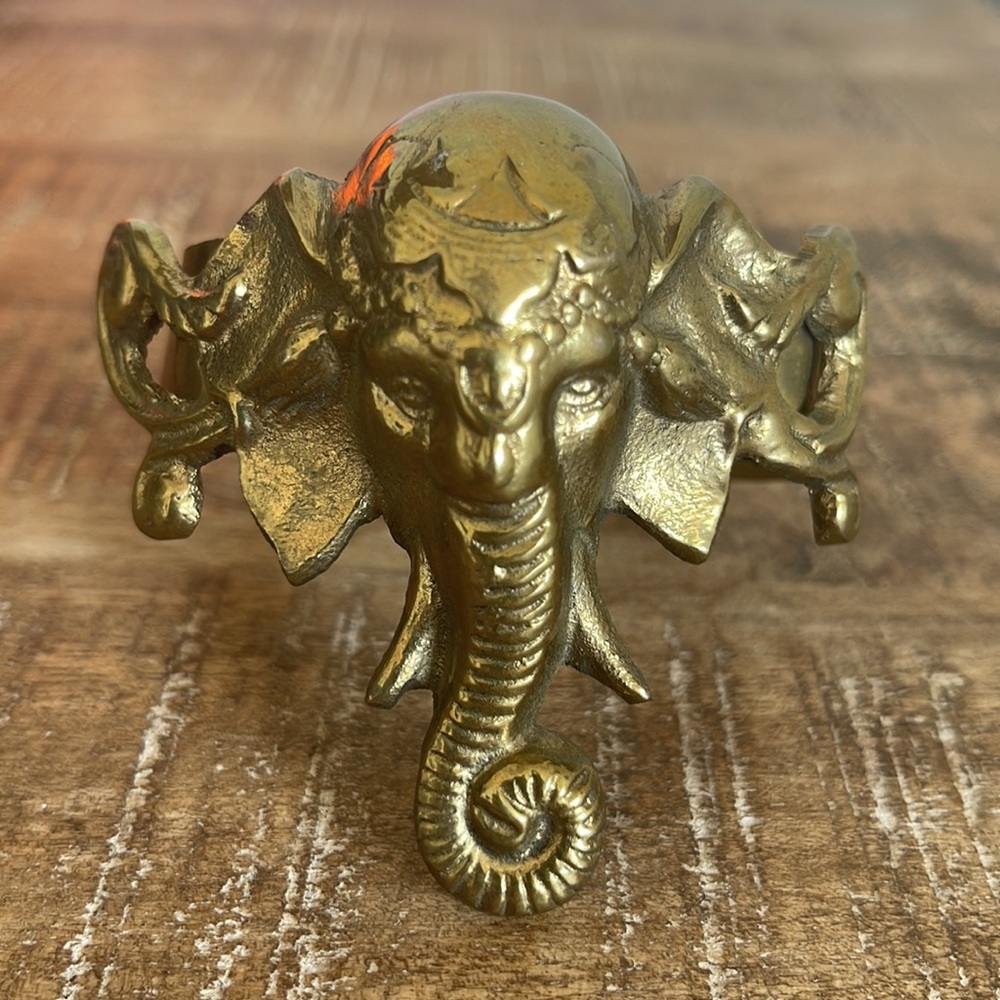 Vintage elephant cuff